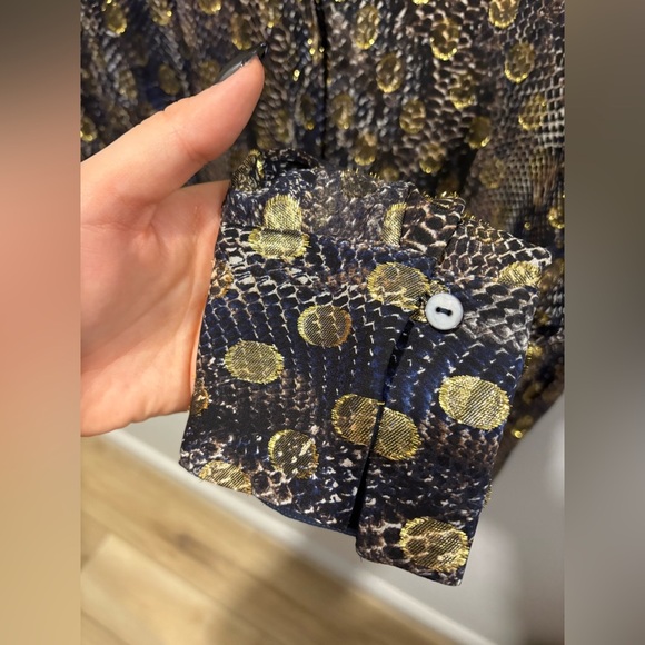 🌟 MASSIMO DUTTI🌟 Mulberry Silk Blend Blouse - Picture 5 of 10